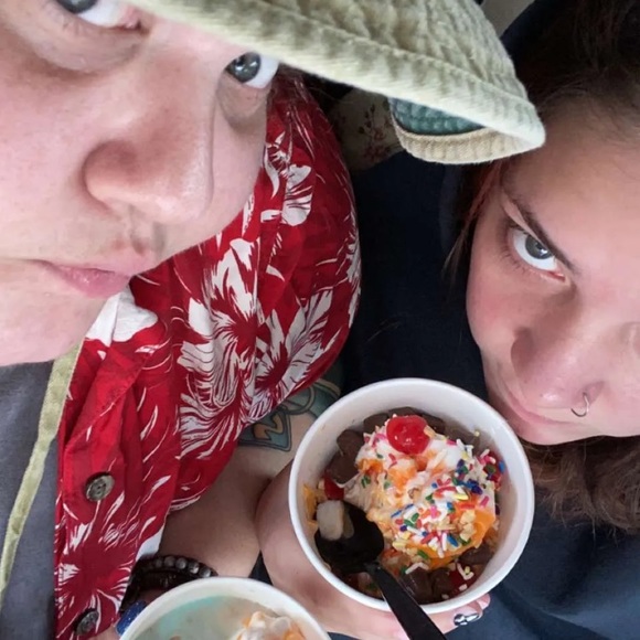 Meet your Posher, Rebecca - Picture 7 of 8